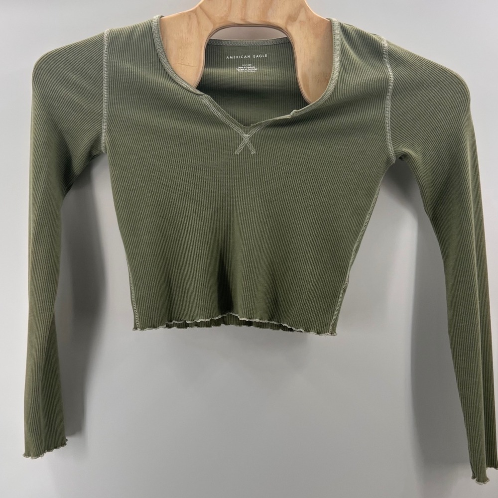 American Eagle Outfitters Olive Green Crop Top